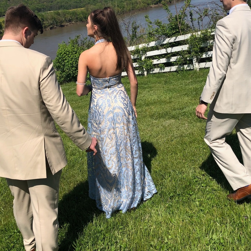Prom Dress - Picture 2 of 3
